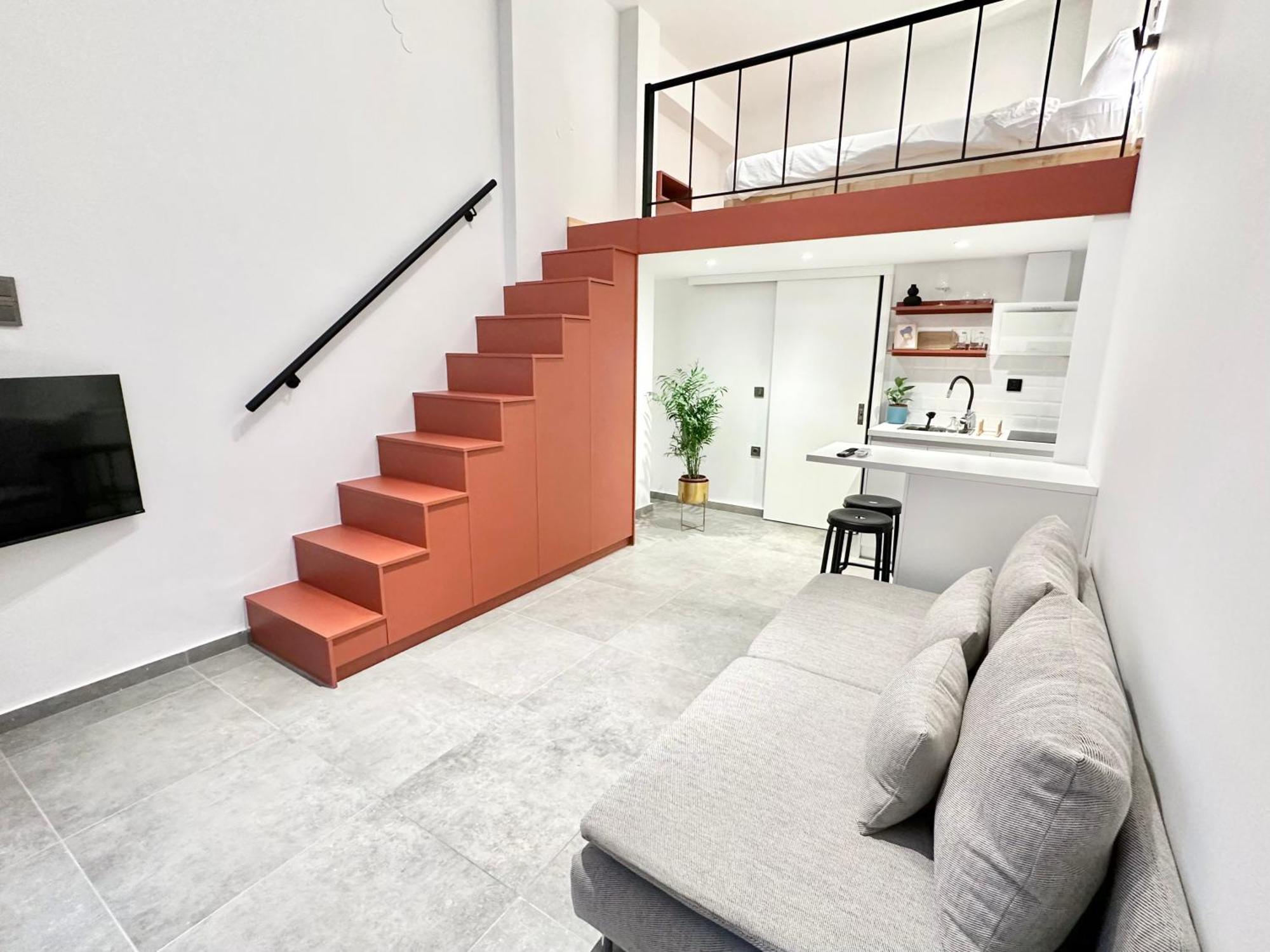 Loft Escape Apartment
